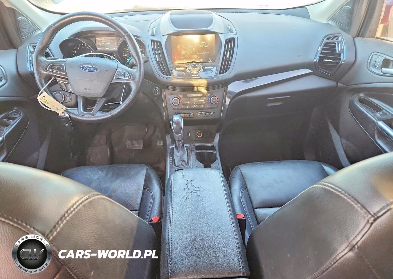 2019 Ford Escape Titanium VIN:1FMCU0J97KUC25764 - 8