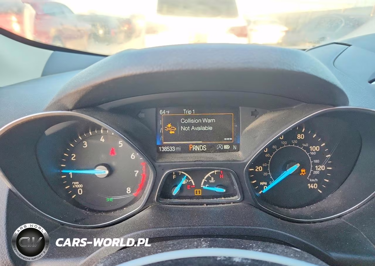 2019 Ford Escape Titanium VIN:1FMCU0J97KUC25764 - 9