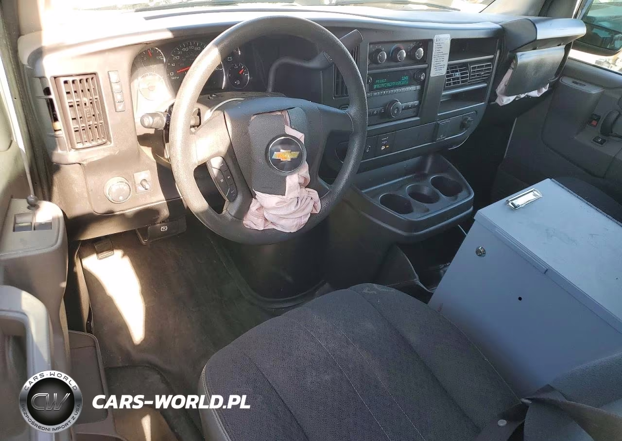 2022 Chevrolet Express G2500 VIN:1GCWGAF74N1269586 - 8