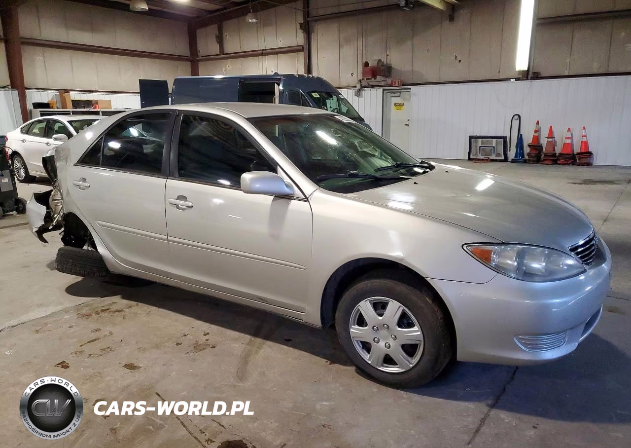 2006 Toyota Camry Le VIN:4T1BE32K06U693661 - 4