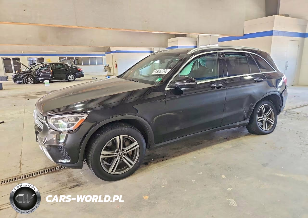 2020 Mercedes-Benz Glc 300 – zdjęcie 1 z 13