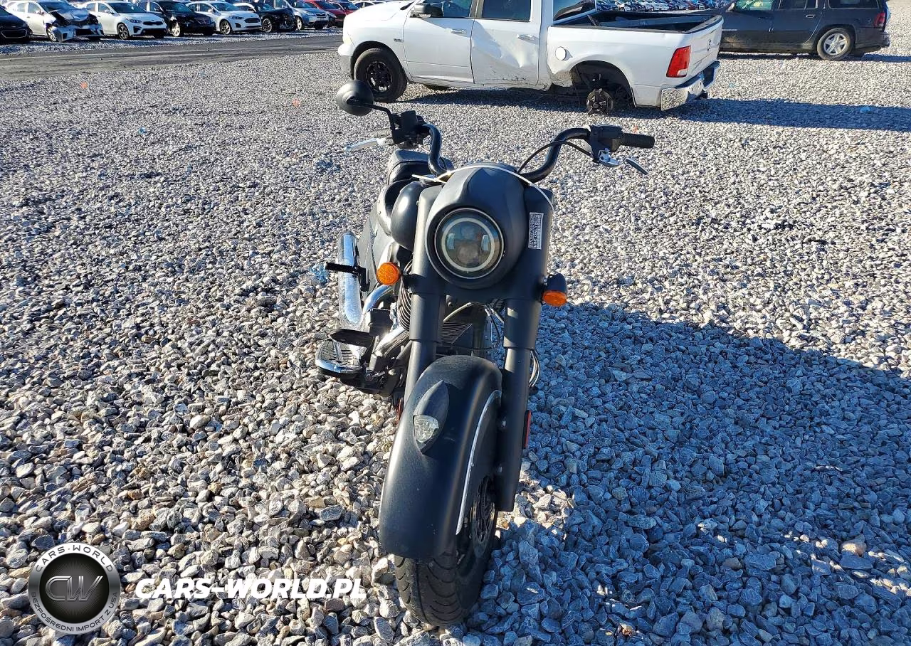2016 Indian Motorcycle Co. Chief Dark Horse VIN:56KCCDAA0G3334762 - 2