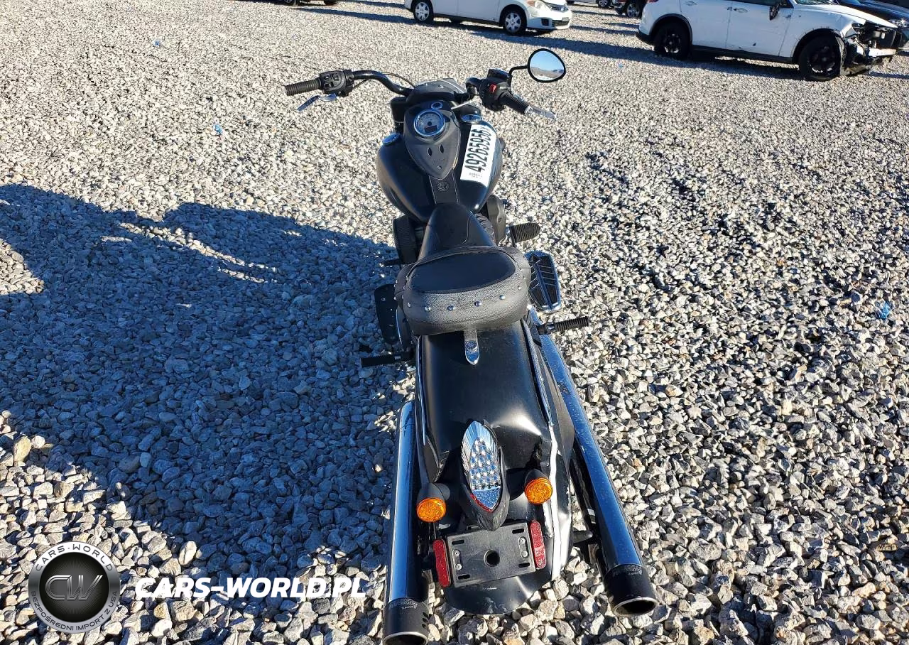 2016 Indian Motorcycle Co. Chief Dark Horse VIN:56KCCDAA0G3334762 - 4