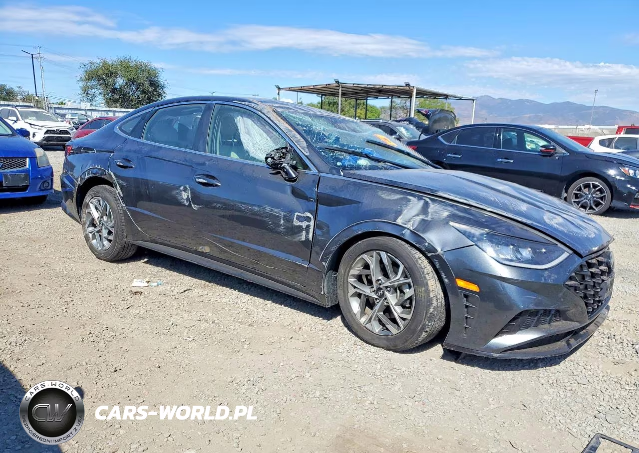 2023 Hyundai Sonata Sel VIN:KMHL64JA7PA258073 - 4
