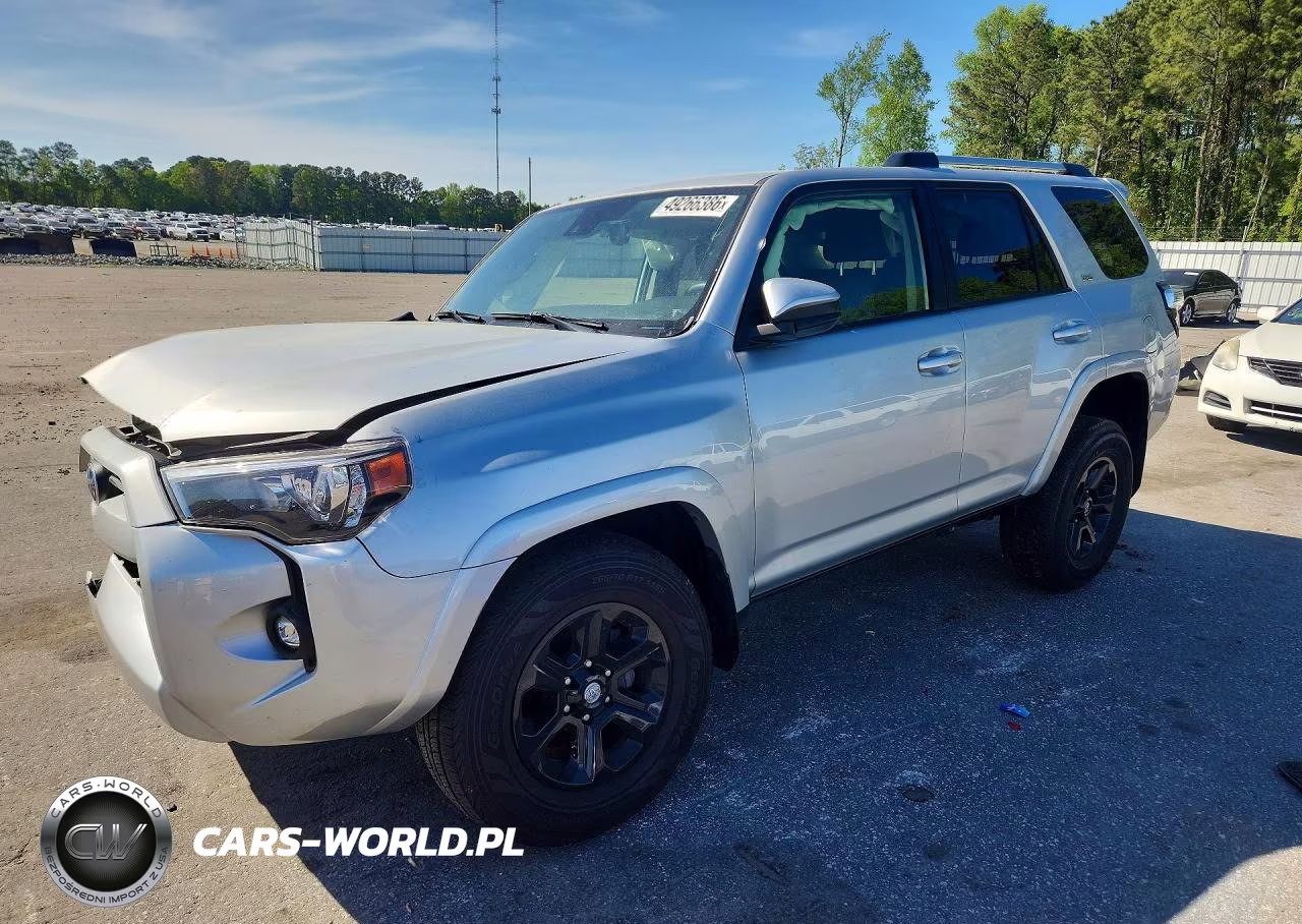 2024 Toyota 4Runner Sr5 – zdjęcie 1 z 12