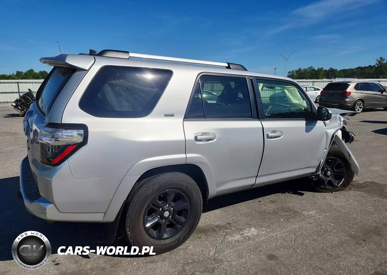 2024 Toyota 4Runner Sr5 VIN:JTEEU5JR3R5311373 - 3