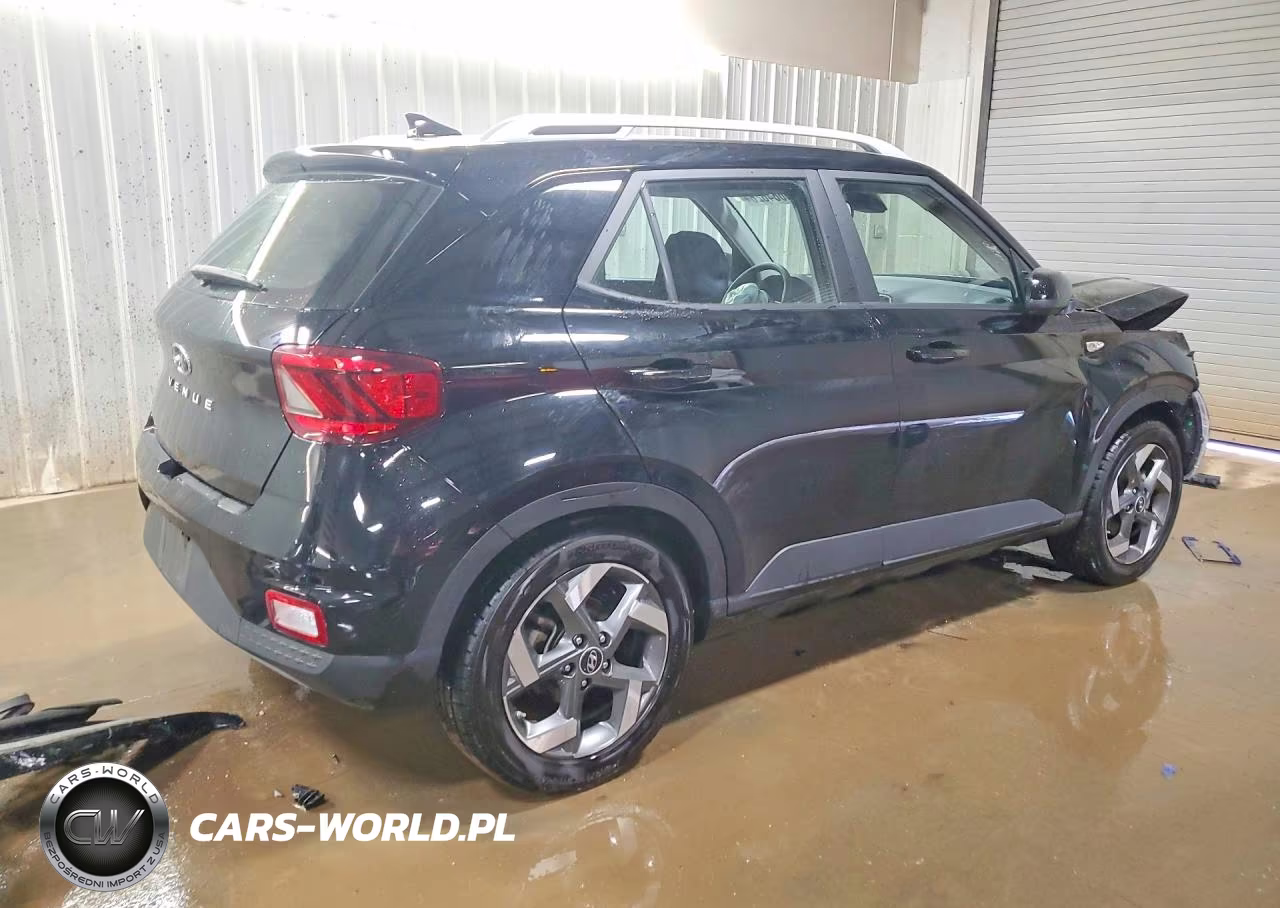 2022 Hyundai Venue Sel VIN:KMHRC8A36NU182966 - 3