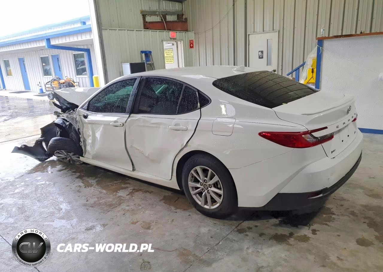 2025 Toyota Camry Le VIN:4T1DAACK6SU640299 - 2