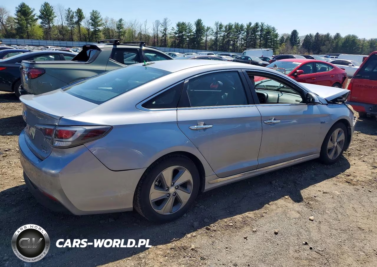 2017 Hyundai Sonata VIN:KMHE34L18HA050476 - 3