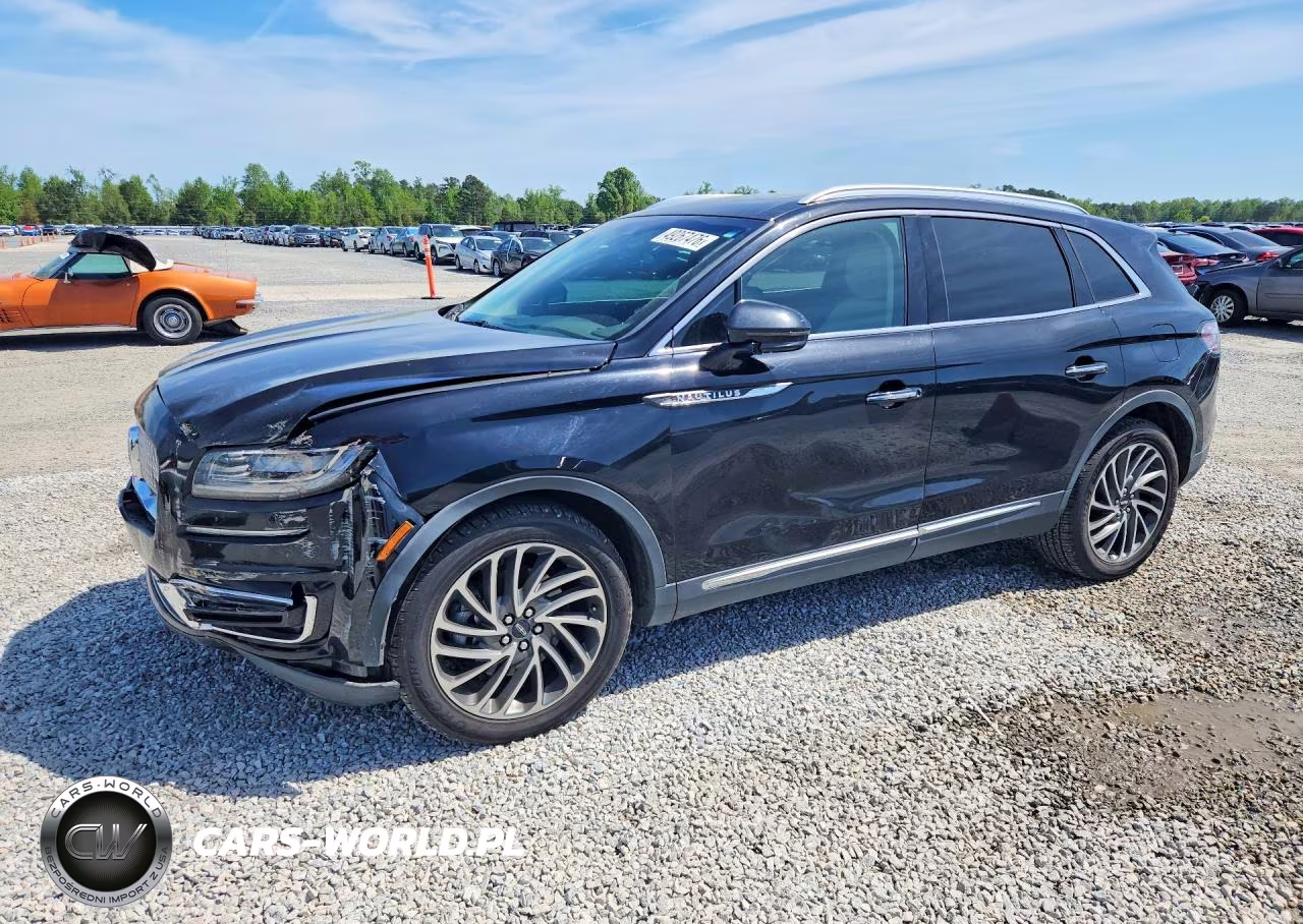 2020 Lincoln Nautilus Reserve