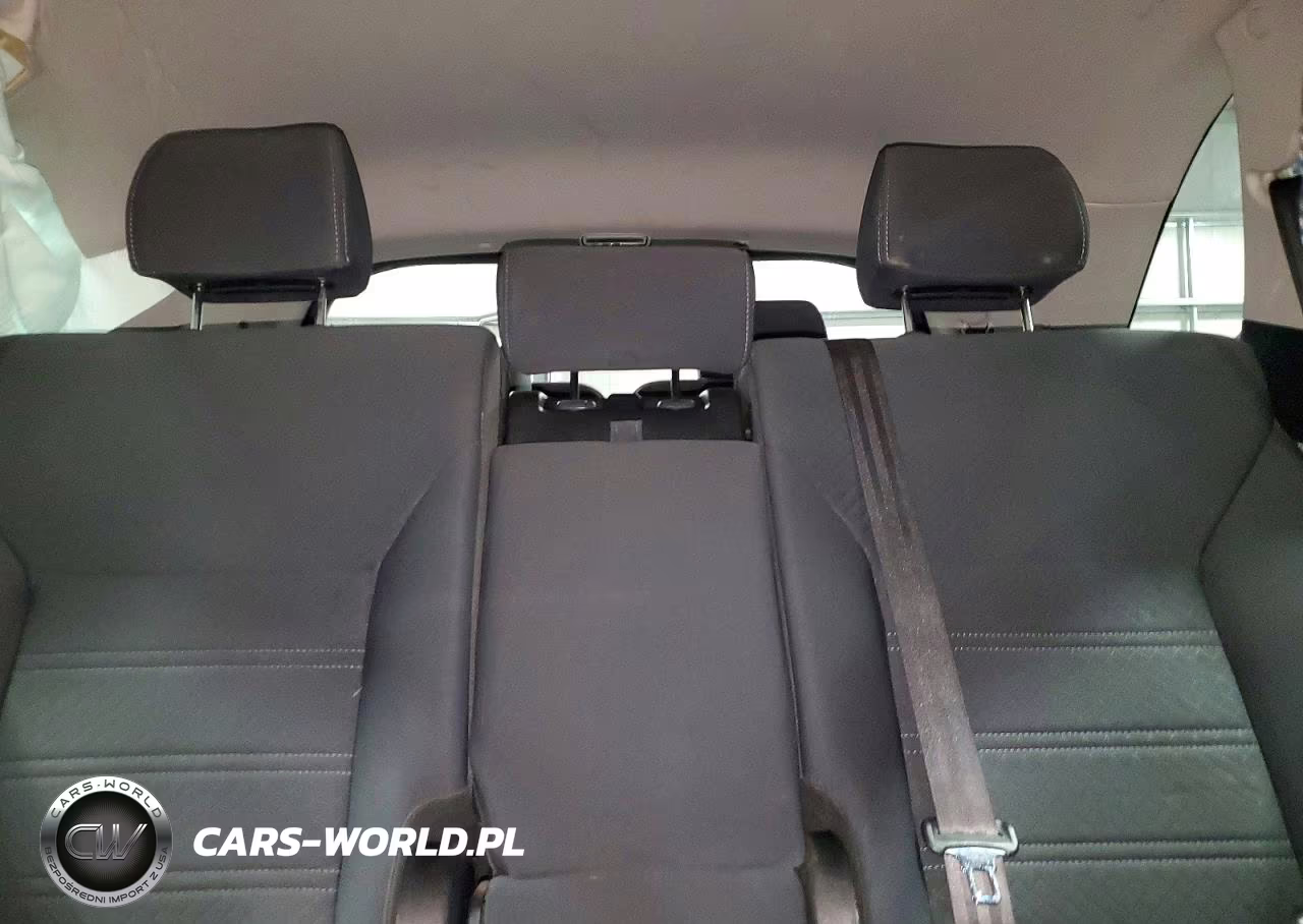 2018 Kia Sorento Lx V6 VIN:5XYPGDA55JG408596 - 10