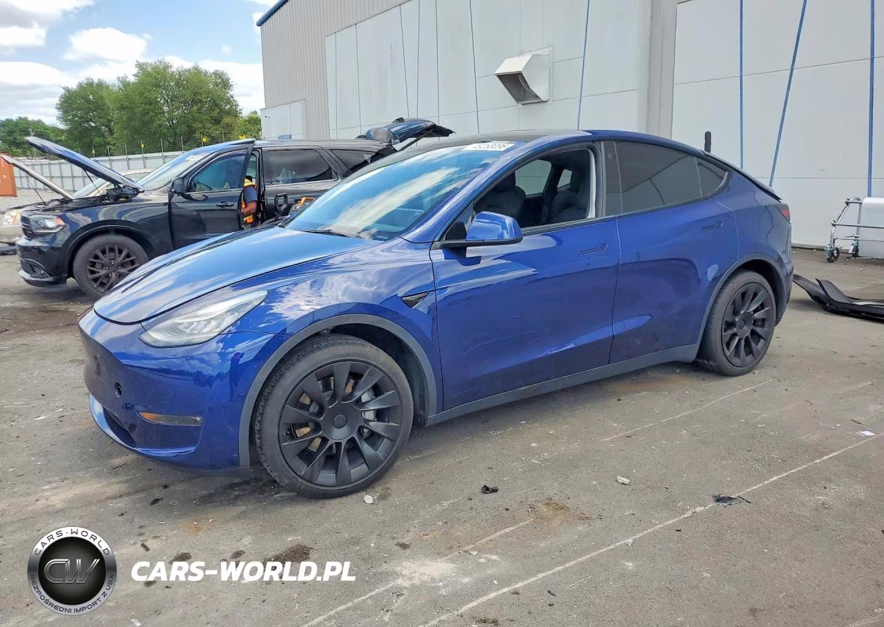 2021 Tesla Model Y – zdjęcie 1 z 12