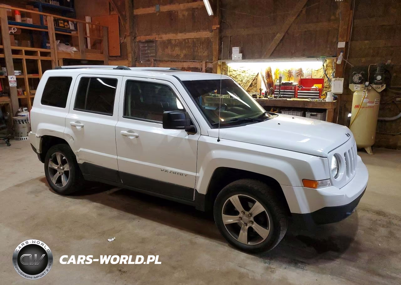 2016 Jeep Patriot Latitude VIN:1C4NJRFB6GD566862 - 4