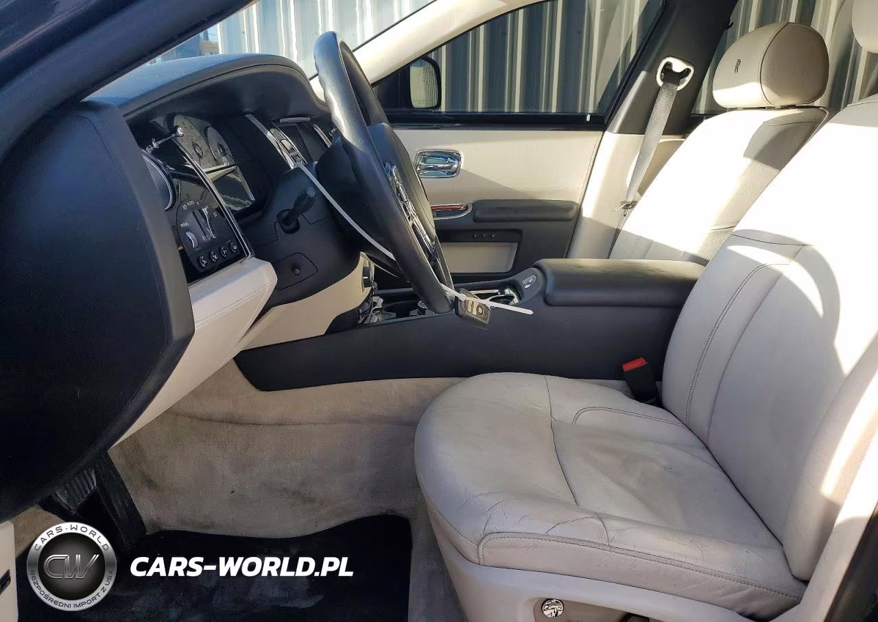 2010 Rolls-Royce Ghost VIN:SCA664S59AUX48675 - 7