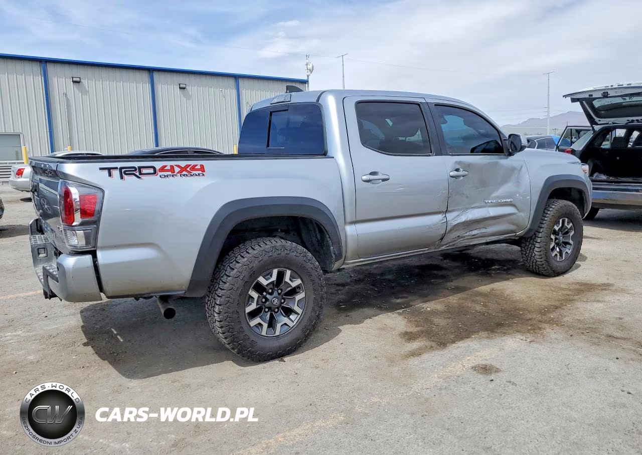 2023 Toyota Tacoma Trd Off-Road VIN:3TMCZ5AN1PM591070 - 3