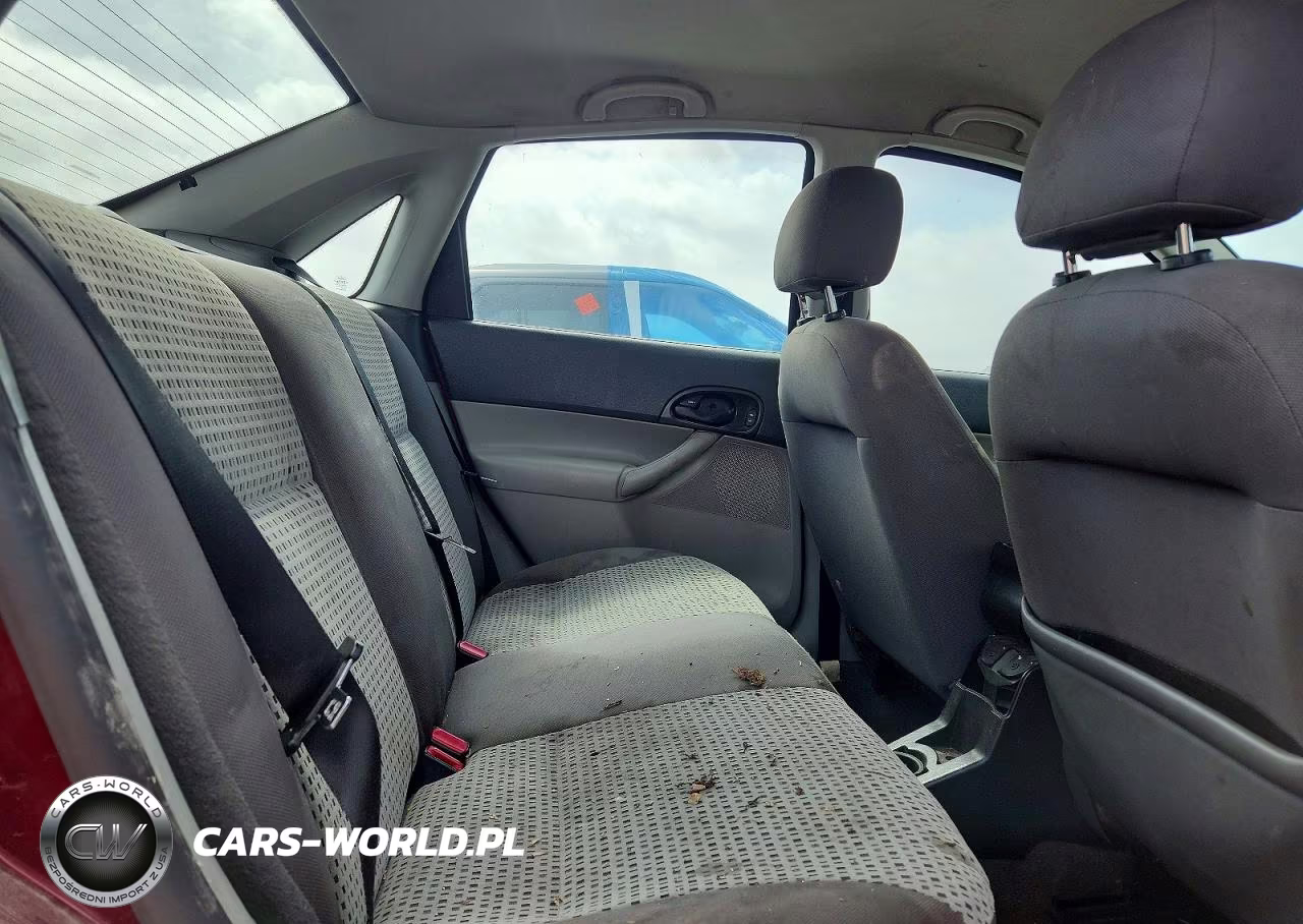 2007 Ford Focus Zx4 VIN:1FAFP34N27W161041 - 10