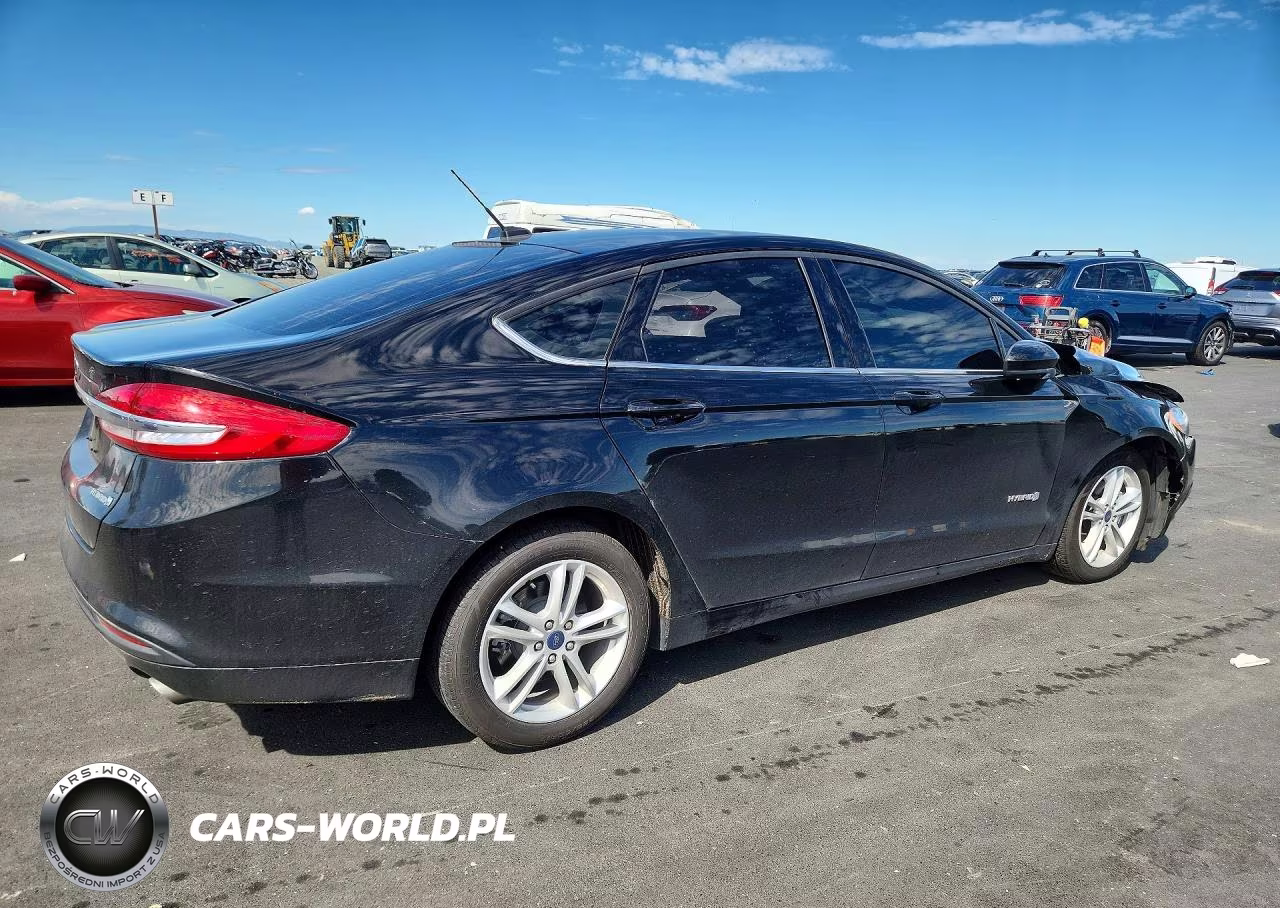 2018 Ford Fusion S Hybrid VIN:3FA6P0UU6JR101022 - 3