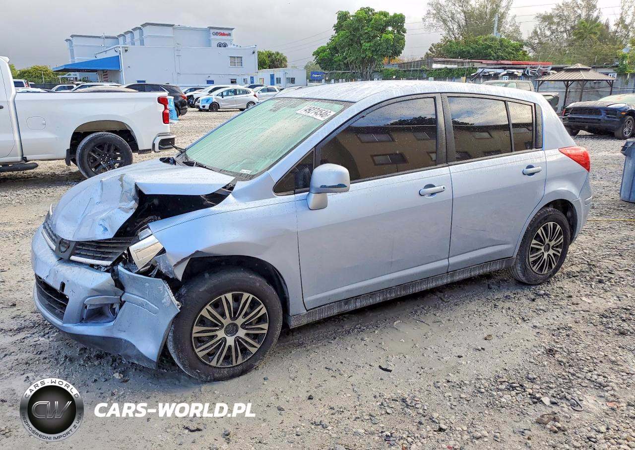 2009 Nissan Versa 1.8 S