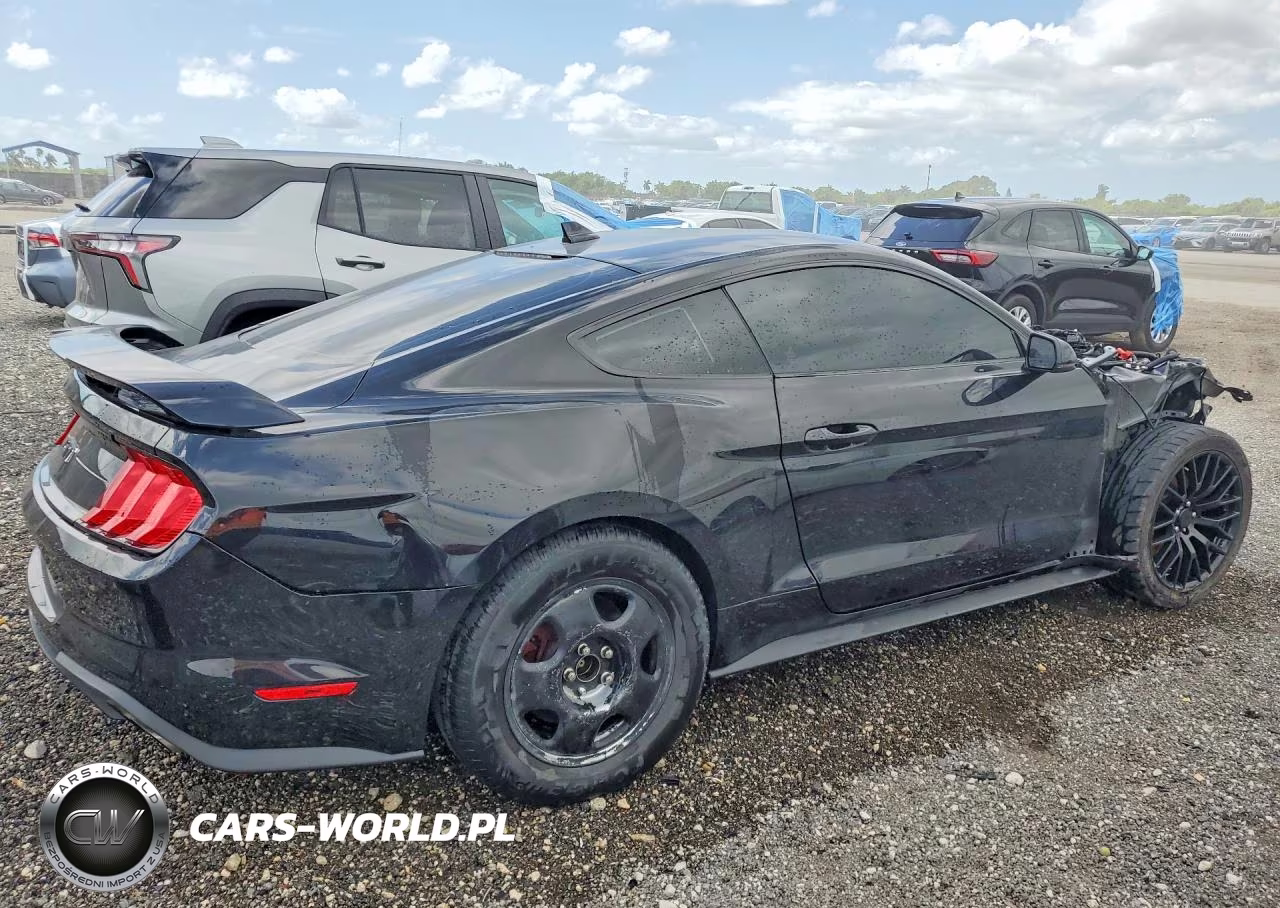 2021 Ford Mustang Gt Premium Fastback VIN:1FA6P8CF6M5125832 - 3