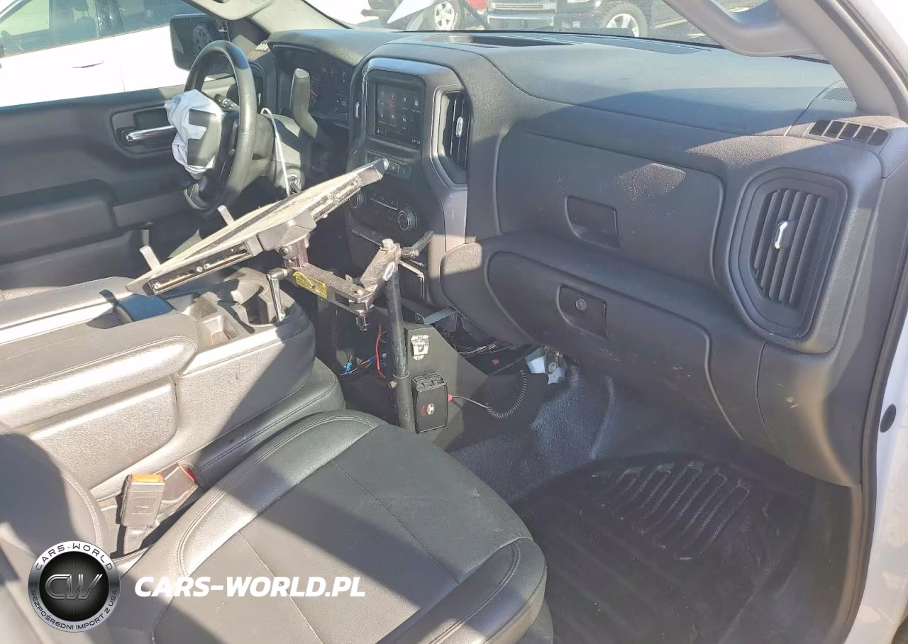 2021 Chevrolet Silverado K1500 VIN:3GCUYAEF3MG190715 - 8