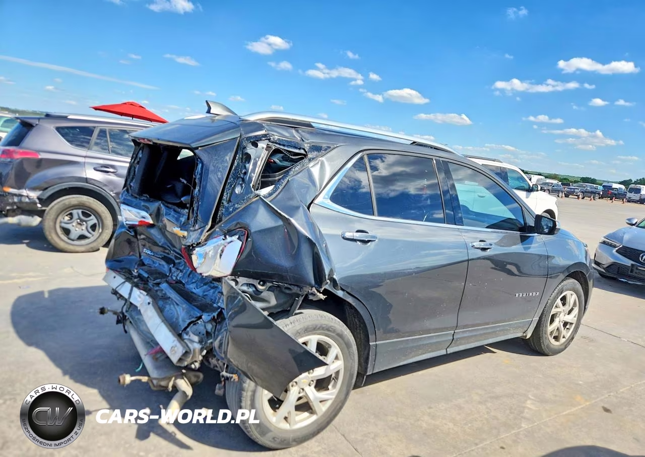 2019 Chevrolet Equinox Premier VIN:2GNAXNEV5K6258033 - 3