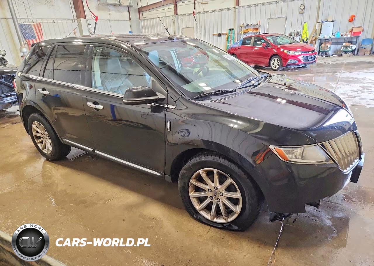 2013 Lincoln Mkx VIN:2LMDJ8JKXDBL05572 - 4