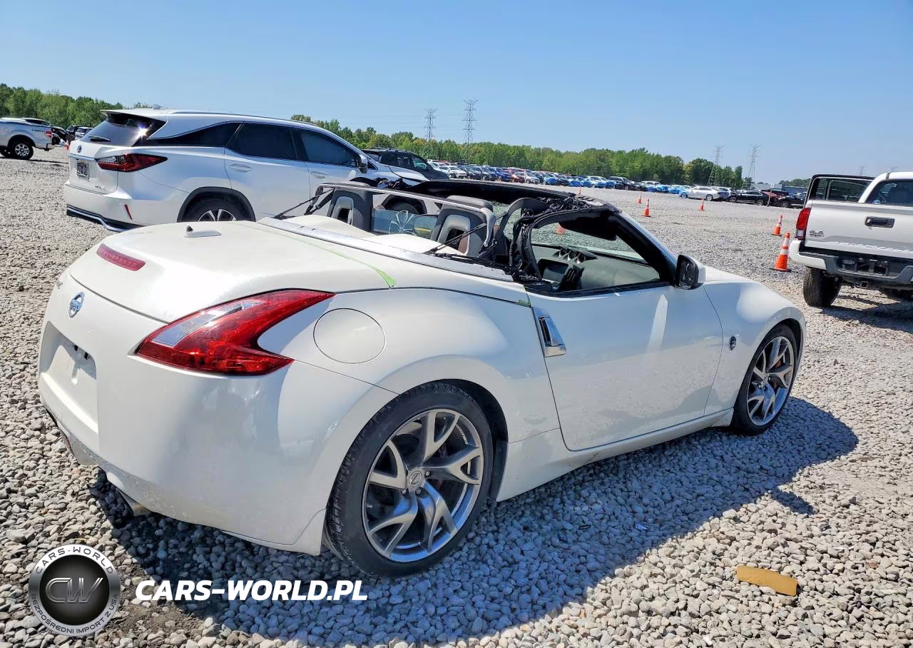 2017 Nissan 370Z Roadster Touring Sport VIN:JN1AZ4FH3HM940525 - 3