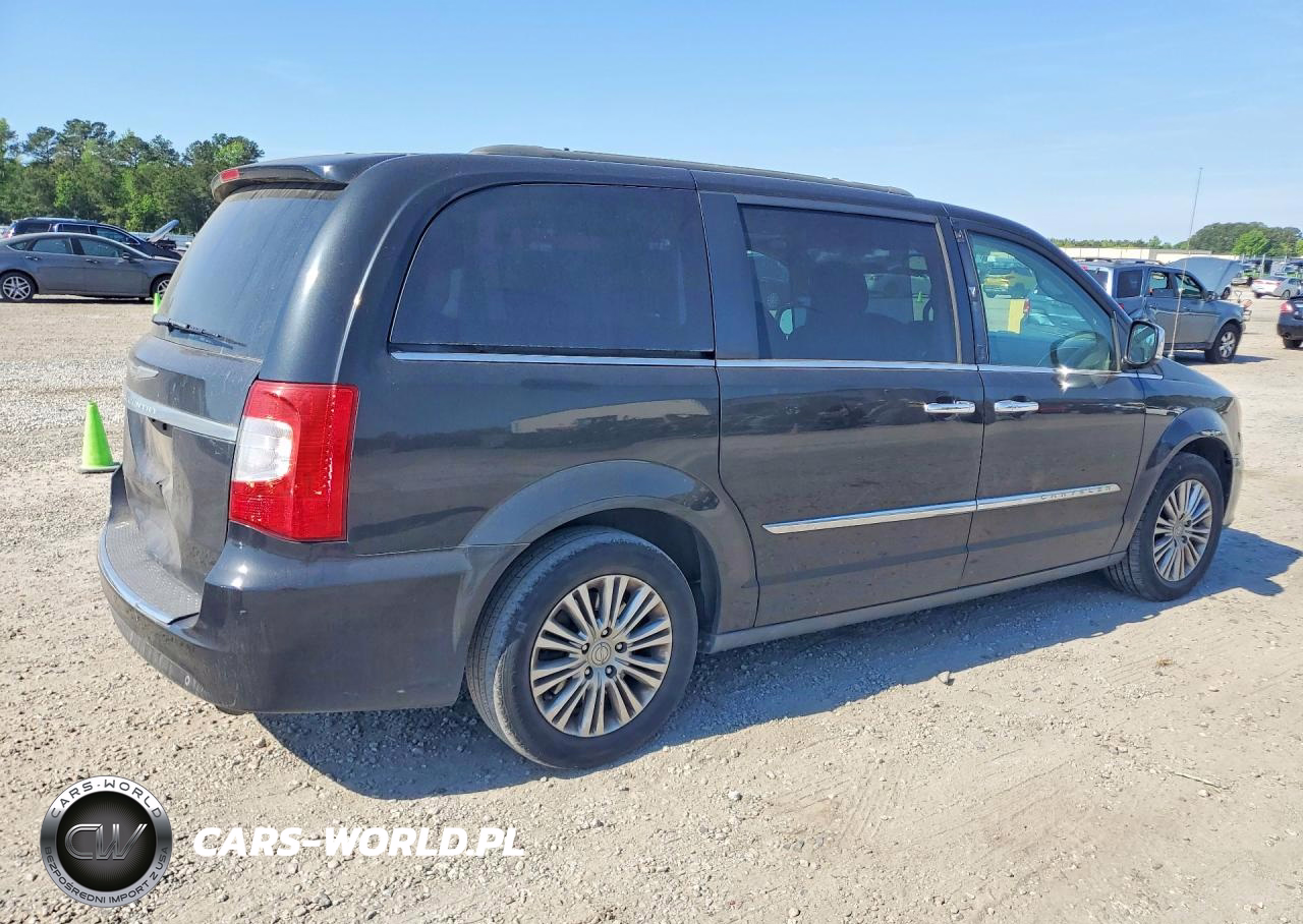 2013 Chrysler Town & Country Touring L VIN:2C4RC1CG9DR819632 - 3