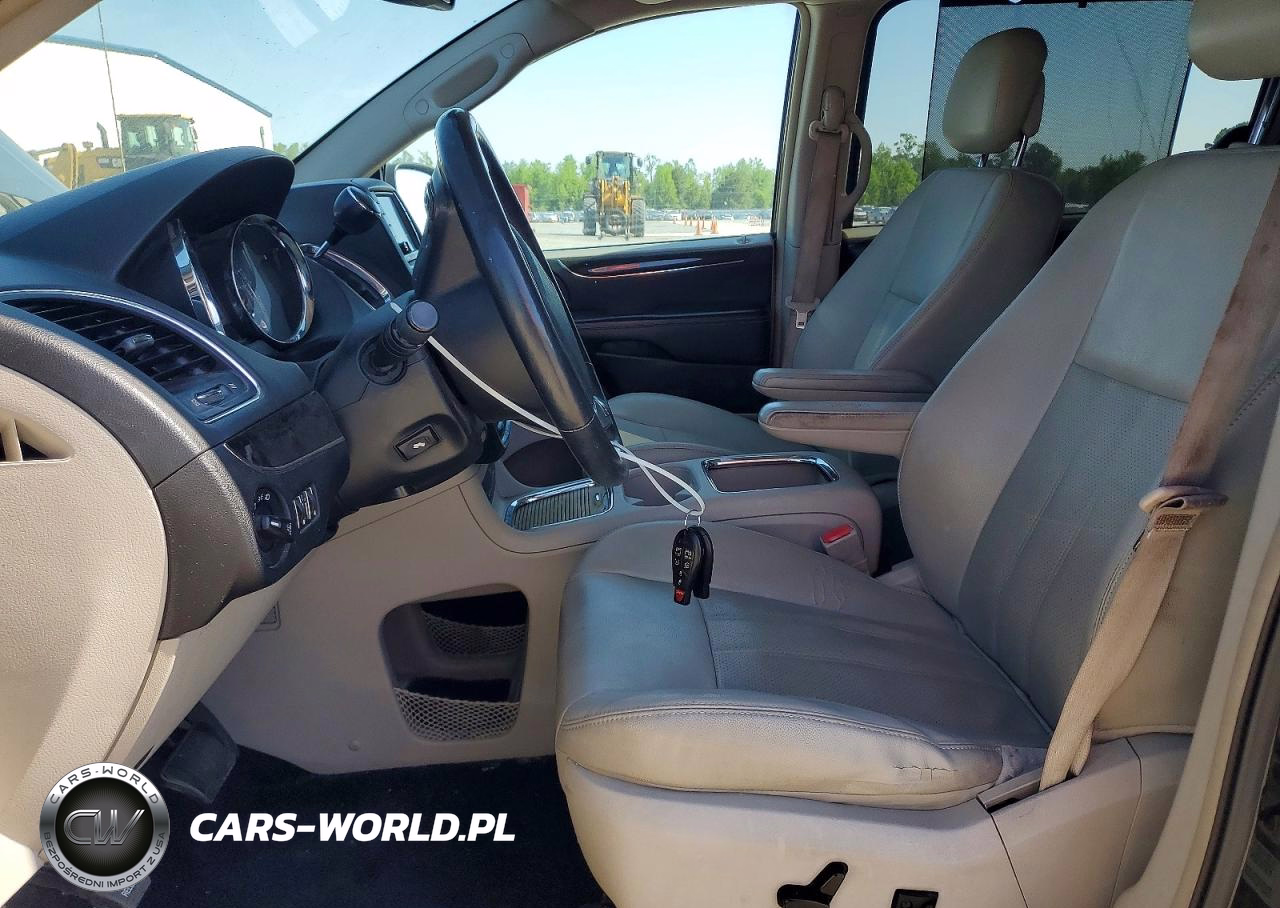 2013 Chrysler Town & Country Touring L VIN:2C4RC1CG9DR819632 - 7