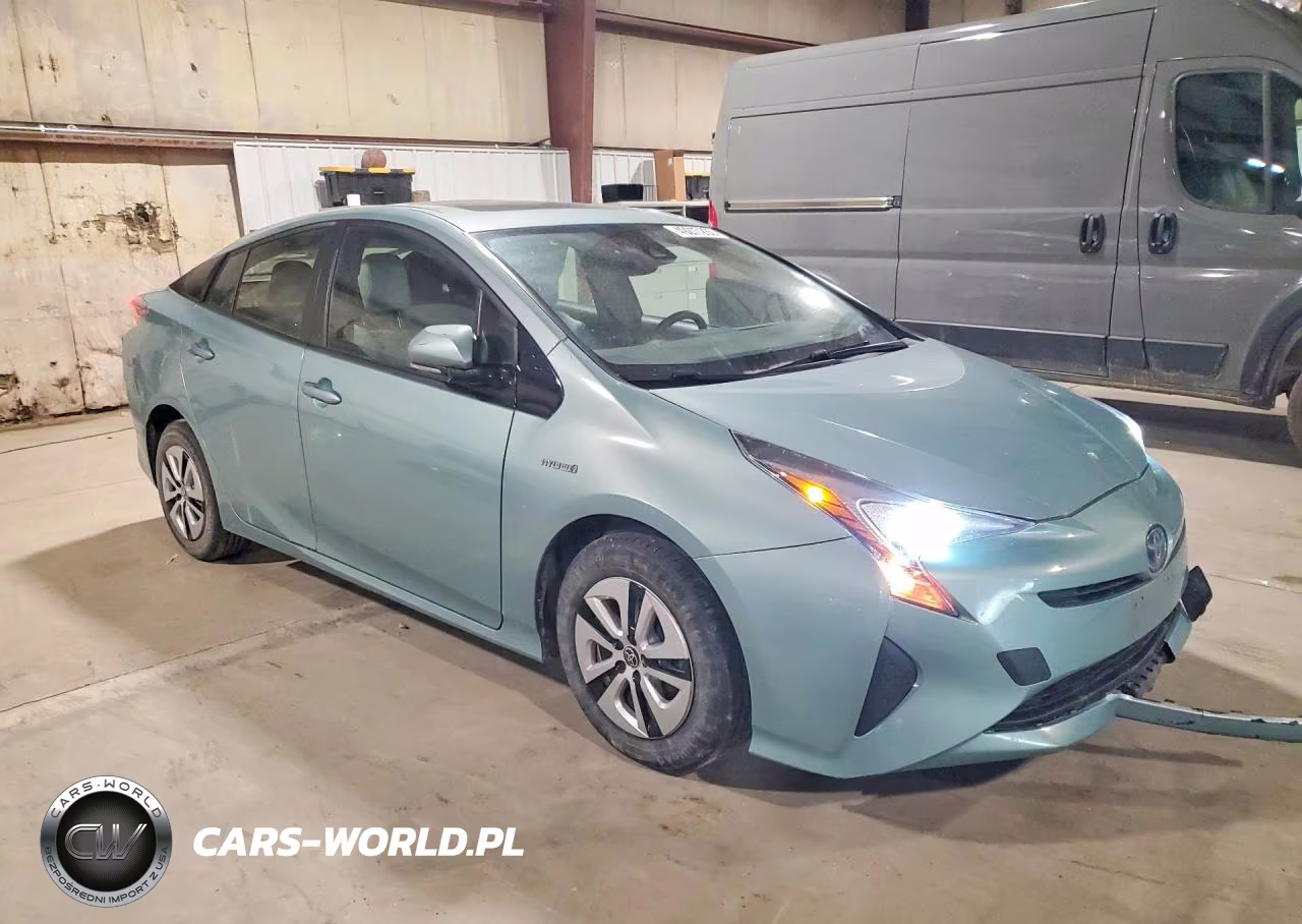 2016 Toyota Prius Four VIN:JTDKARFU7G3015768 - 4