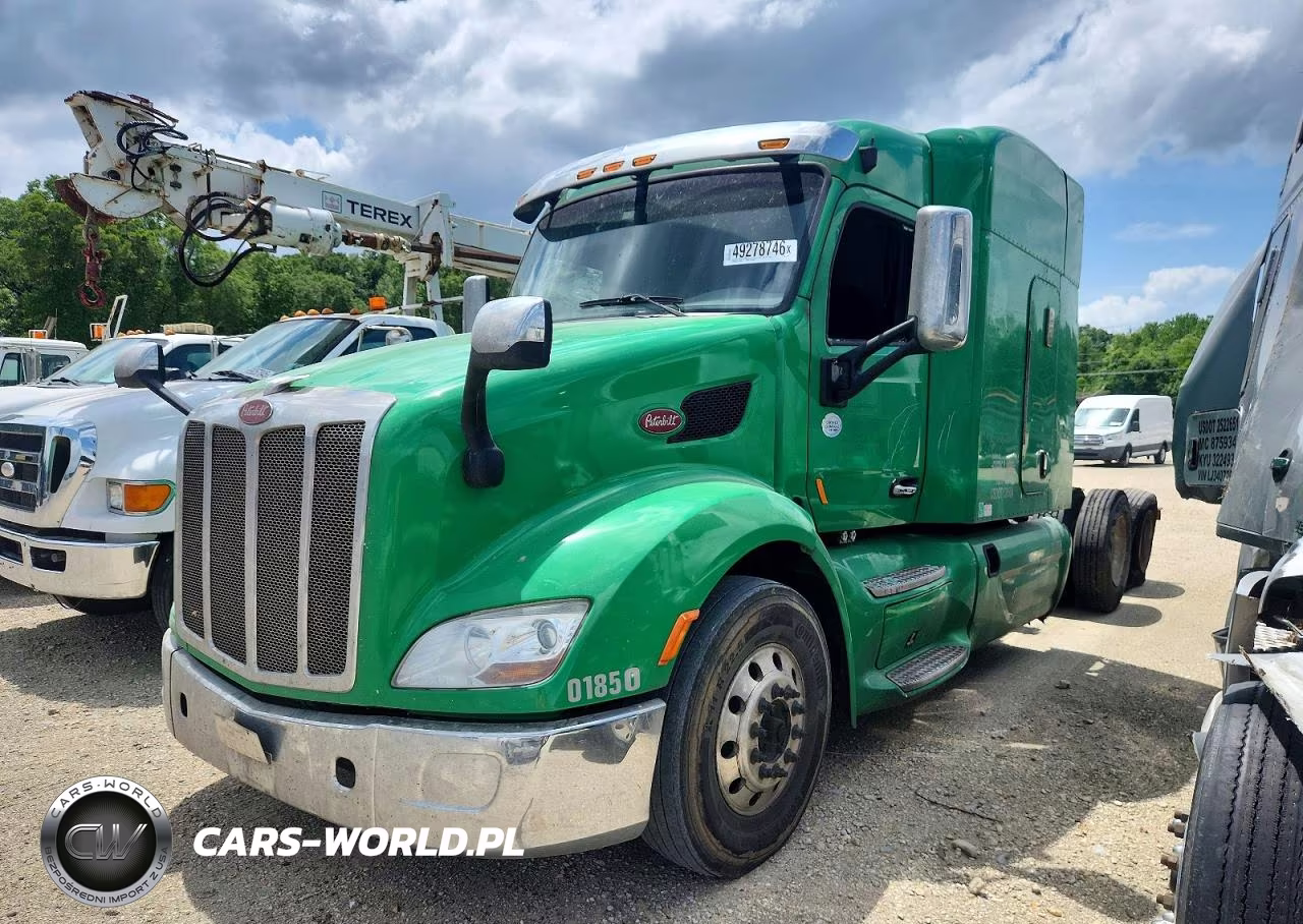 2016 Peterbilt 579 Semi Truck VIN:1XPBDP9X5GD323810 - 2