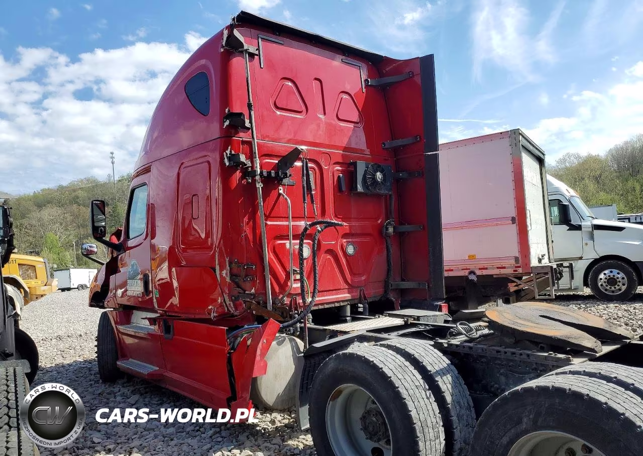 2020 Freightliner Cascadia 126 Semi Truck VIN:3AKJHHDR0LSLM4917 - 3