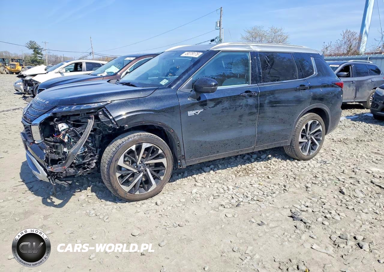 2025 Mitsubishi Outlander Sel