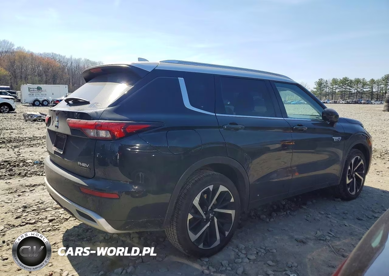 2025 Mitsubishi Outlander Sel VIN:JA4T5WA93SZ032478 - 3
