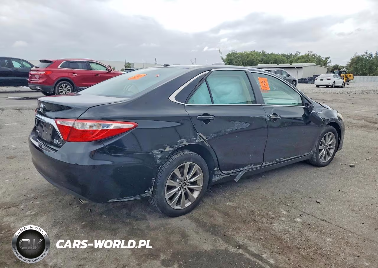 2017 Toyota Camry Hybrid Xle VIN:4T1BD1FK0HU220556 - 3