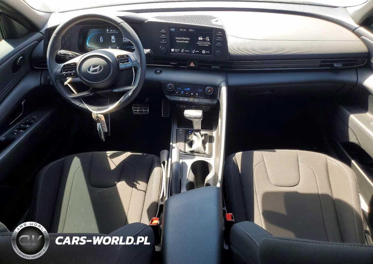 2025 Hyundai Elantra Sel Sport VIN:KMHLM4DGXSU037418 - 8