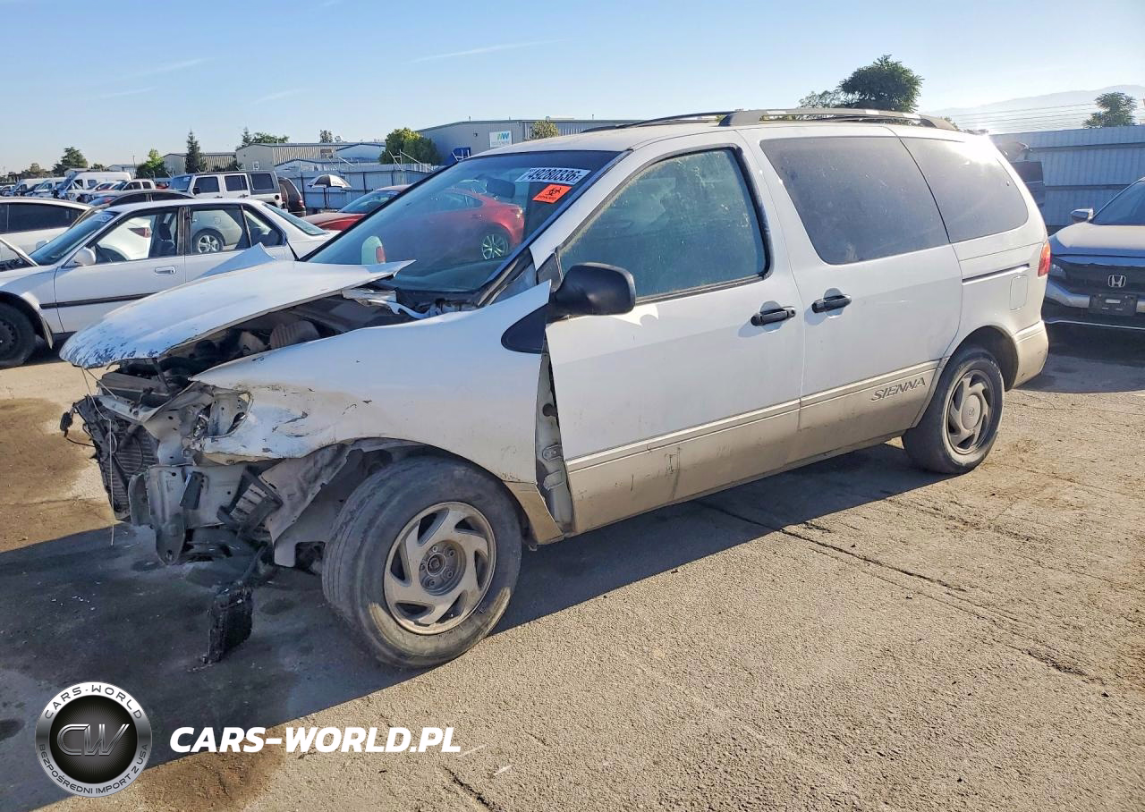 1999 Toyota Sienna