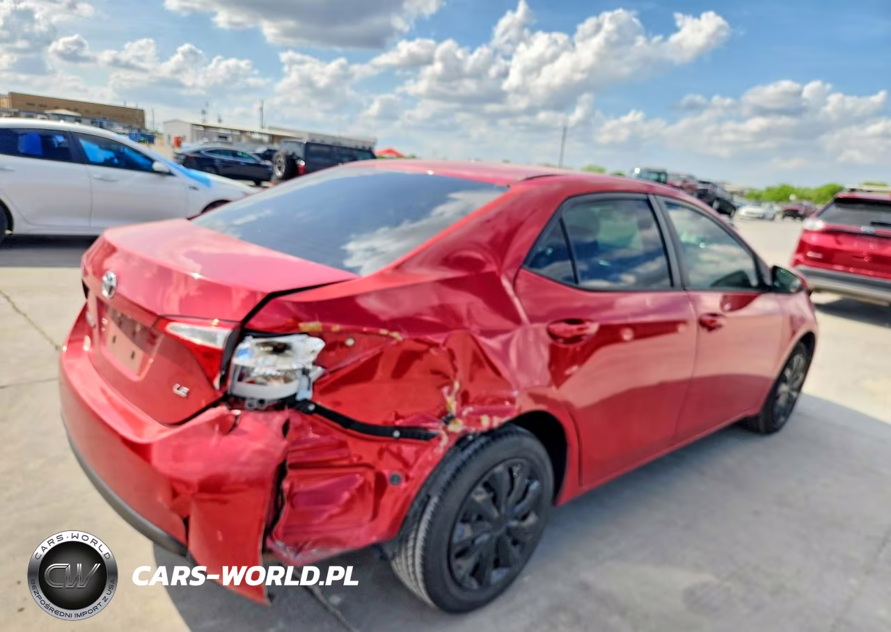 2016 Toyota Corolla Le VIN:2T1BURHE7GC690797 - 3