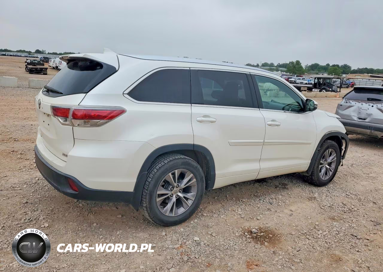 2014 Toyota Highlander Xle VIN:5TDKKRFH3ES034488 - 3