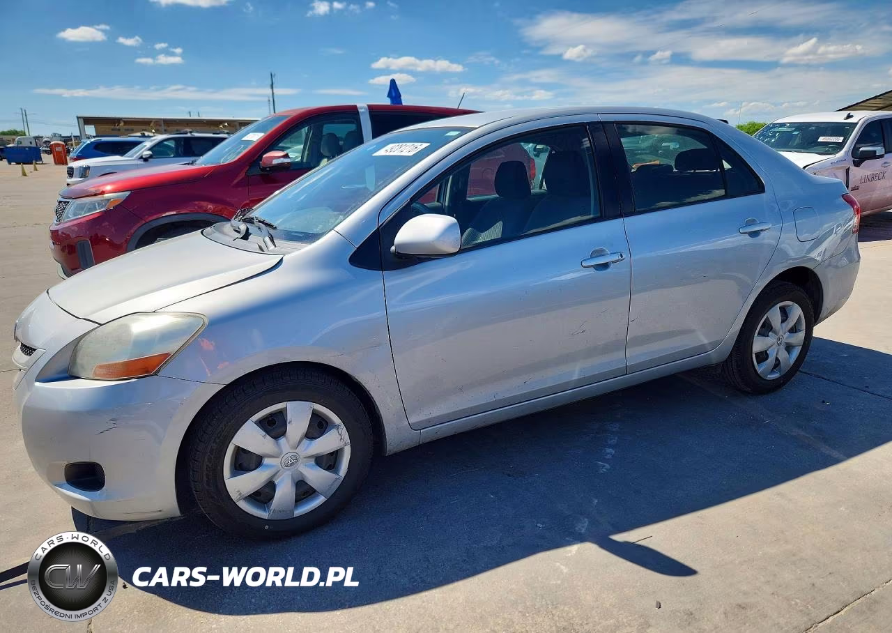 2007 Toyota Yaris Base