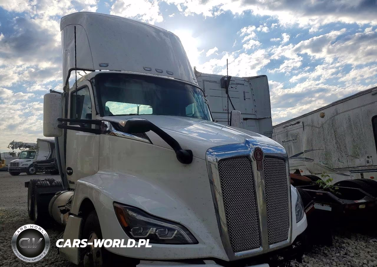 2022 Kenworth T680 Semi Truck – zdjęcie 1 z 10