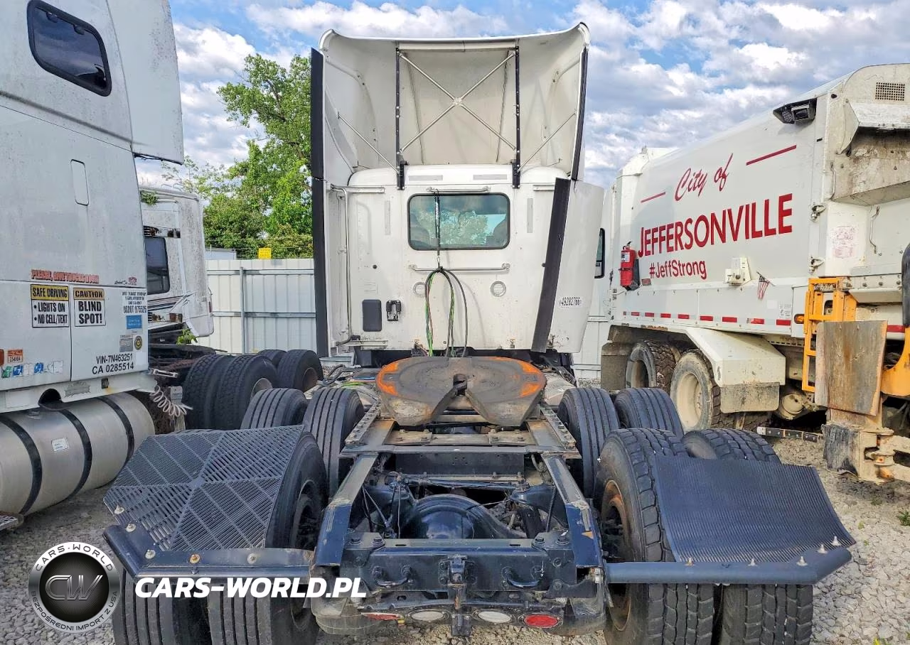 2022 Kenworth T680 Semi Truck VIN:1XKYD49XXNJ479032 - 6