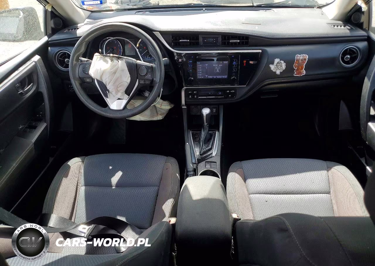 2019 Toyota Corolla Le VIN:5YFBURHE8KP932022 - 8