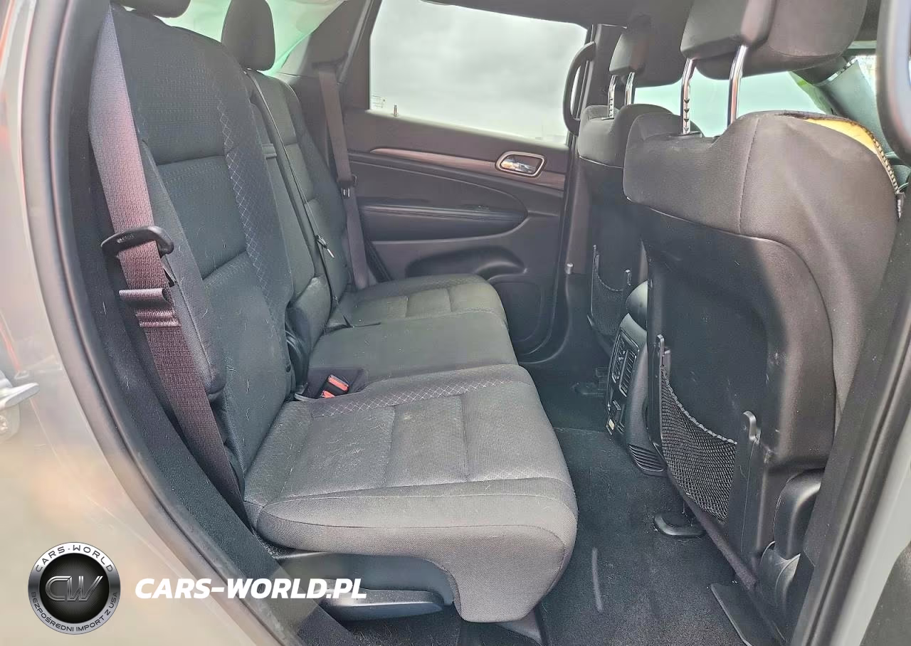 2019 Jeep Grand Cherokee Laredo VIN:1C4RJEAG7KC826696 - 11