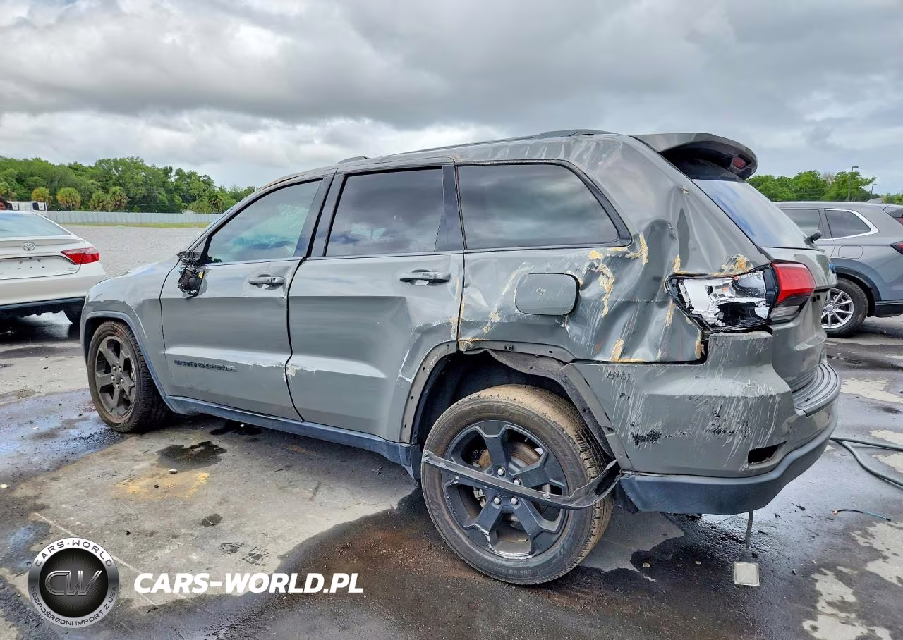 2019 Jeep Grand Cherokee Laredo VIN:1C4RJEAG7KC826696 - 2