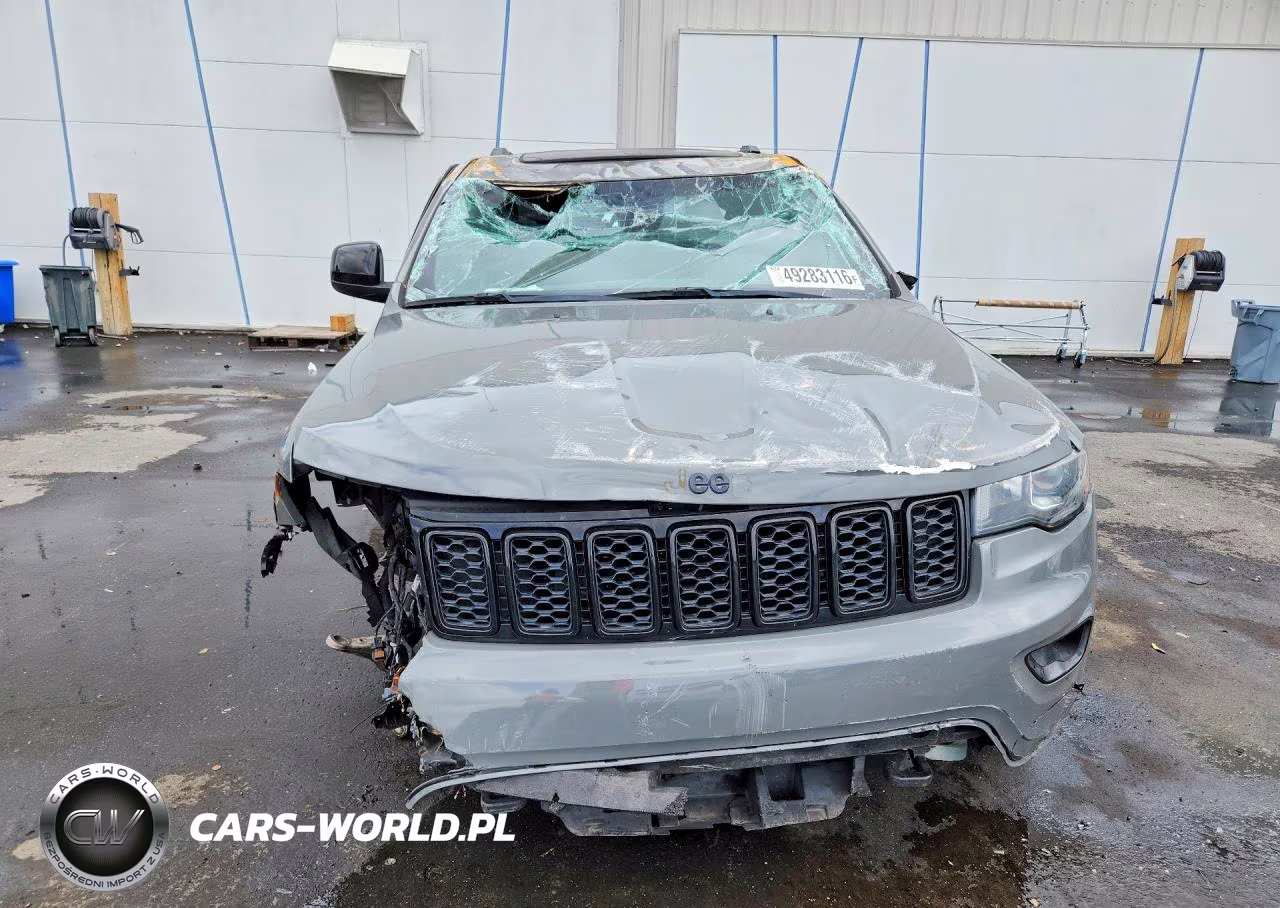 2019 Jeep Grand Cherokee Laredo VIN:1C4RJEAG7KC826696 - 5