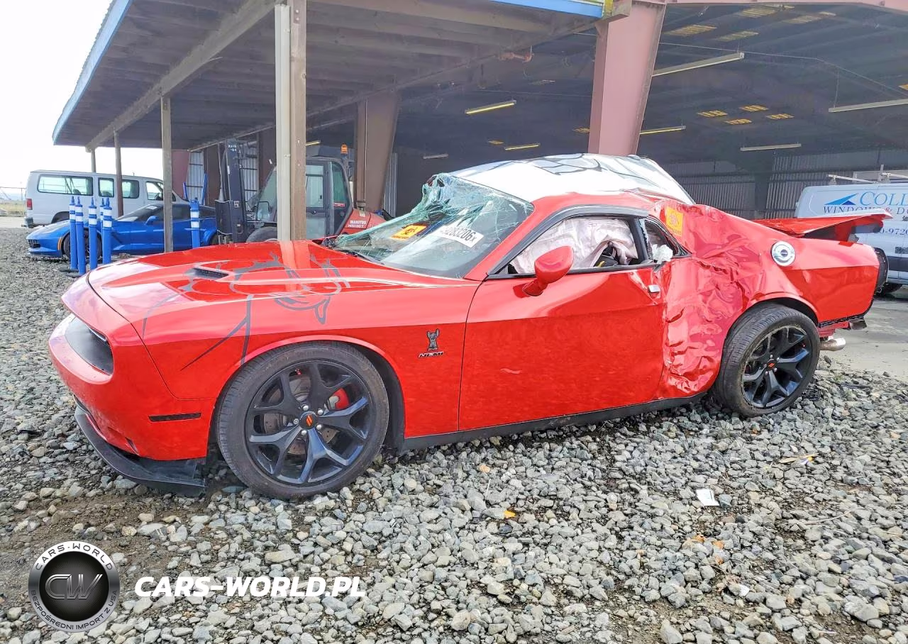2015 Dodge Challenger Sxt
