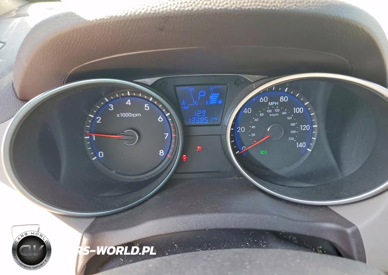 2012 Hyundai Tucson Limited VIN:KM8JU3AC9CU362601 - 9