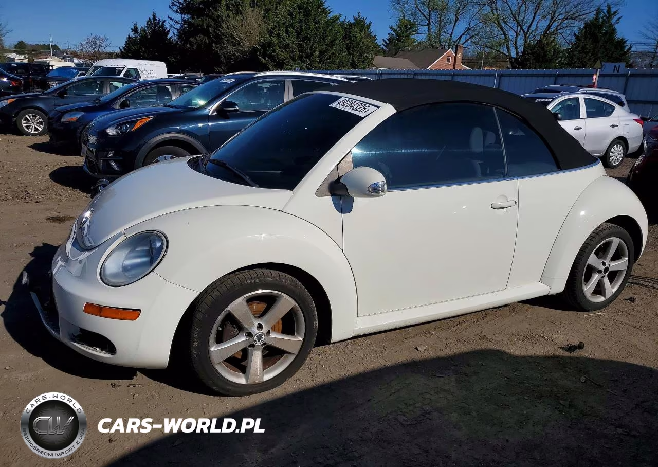 2007 Volkswagen New Beetle Triple White