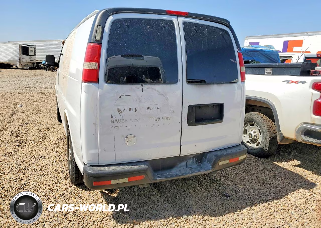 2010 Chevrolet Express 2500 Cargo Utility - Service Van VIN:1GCZGFBA0A1174805 - 6